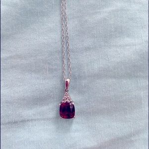 Garnet pendant necklace